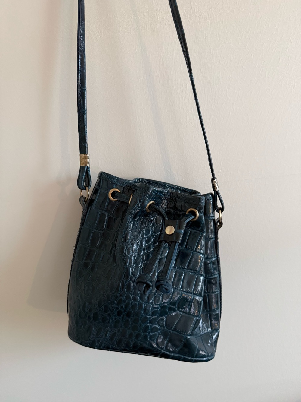 ❌SOLD LOCAL❌ Vintage Teal Croc-Embossed Leather Bucket Bag Mini Crossbody - Picture 2 of 12